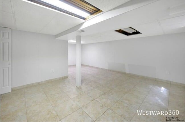 Building Photo - 936 Cardiff Ct