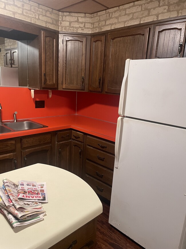 Building Photo - 1029 N 5th St