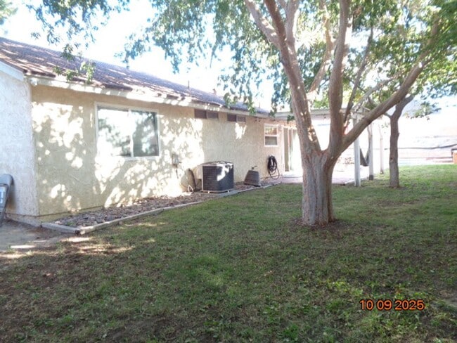 Building Photo - Modernized One Story Harris Home with Ingr...