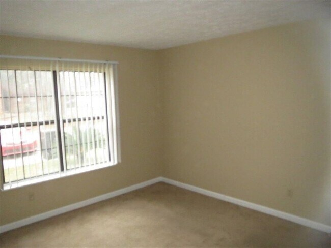 Building Photo - 2932 Greenon Ln