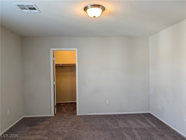 Building Photo - 6114 Scarlet Leaf St