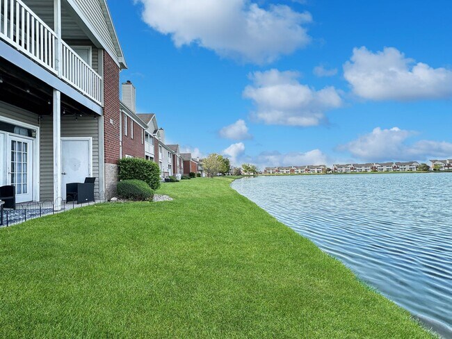 Building Photo - Luxe 1-Bedroom Haven: Serene Lakeside Livi...