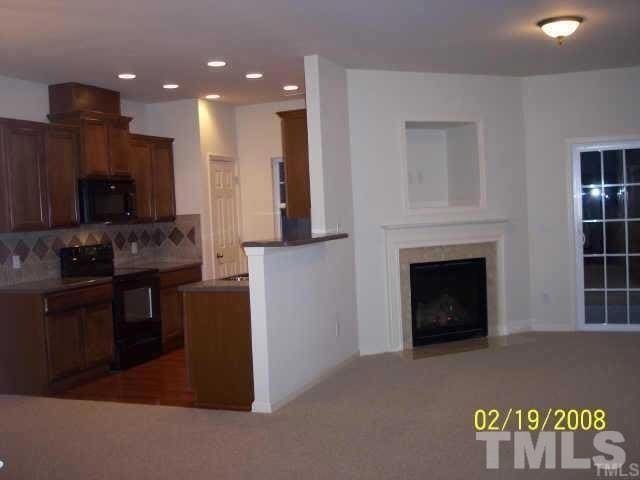 Building Photo - 237 Linden Park Ln