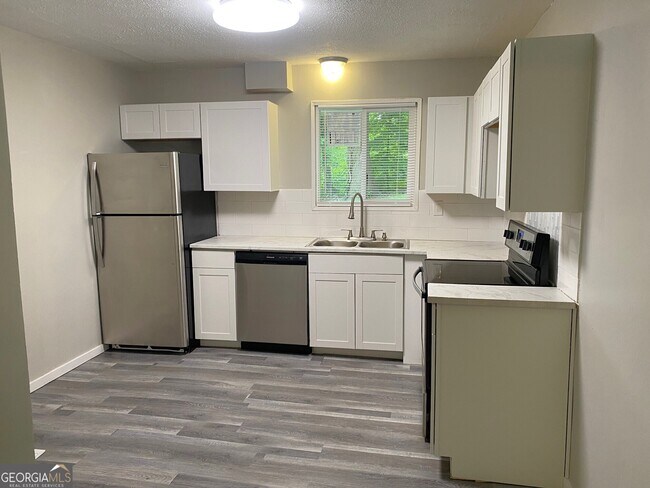 Building Photo - 2764 Riggs Dr