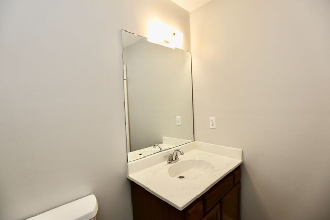 Building Photo - Ranch Home - Red Mill Farm - Available 11-...