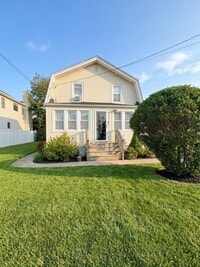 Building Photo - 67 Richard Ave