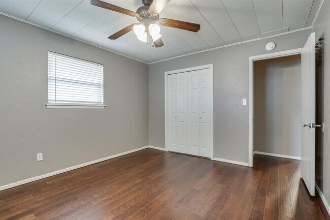 Building Photo - 3213 NW 61st Pl
