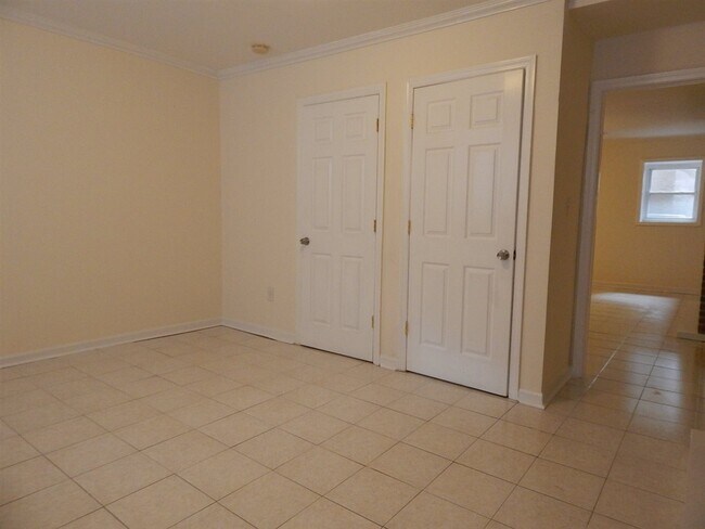 Building Photo - 135 SUSSEX St