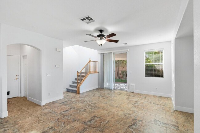 Building Photo - *NICE UPGRADED HOME IN SOUTHERN HIGHLANDS!!