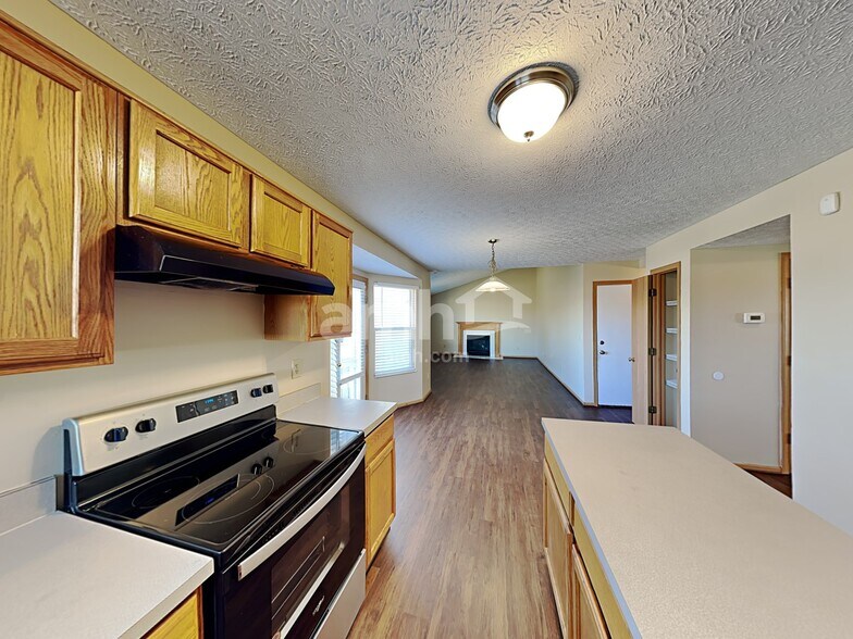 Building Photo - 3184 Legion Ln