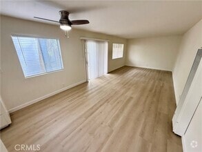 Building Photo - 203 Avenida Montalvo