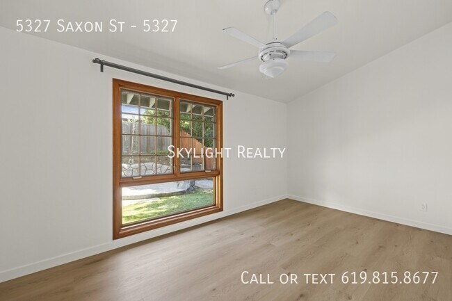 Building Photo - 5327 Saxon St