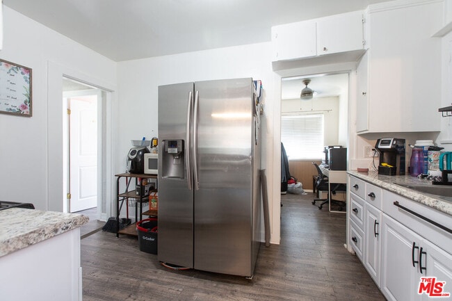 Building Photo - 5177 Bohlig Rd