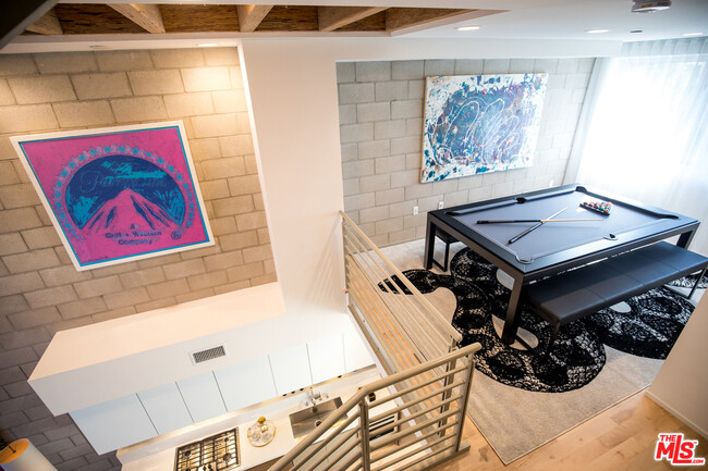 Building Photo - 3450 Cahuenga Blvd