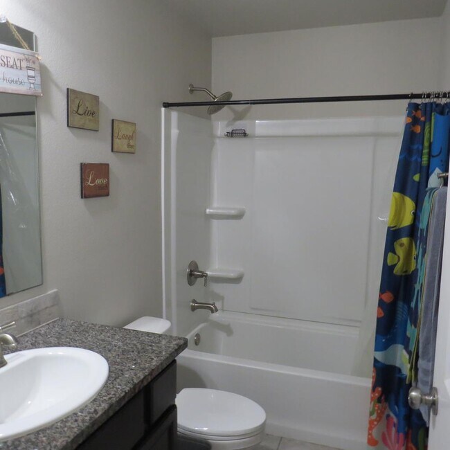 Building Photo - 1303 Terra Cotta St