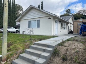 Building Photo - 12120 Rahn Ave