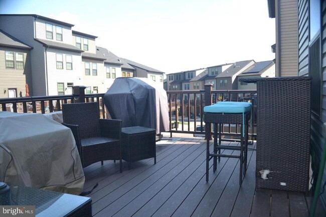 Building Photo - 1015 Rampart Dr