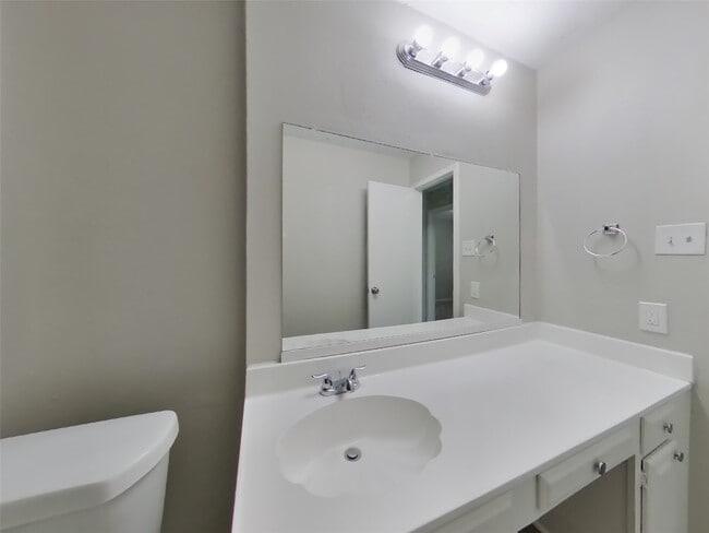 Building Photo - 16307 Bird Dog Ct