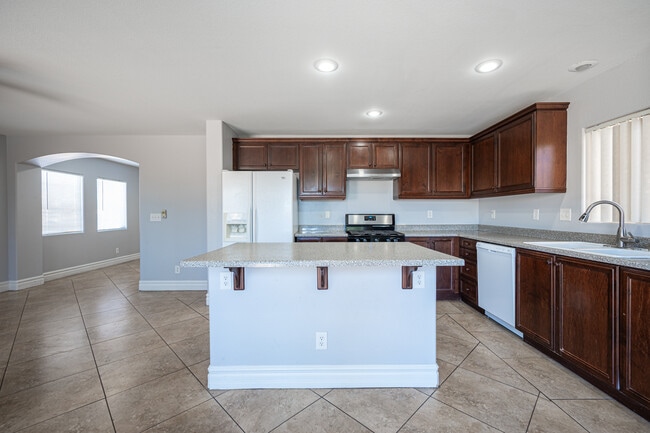 Building Photo - 248 Tie Breaker Ct