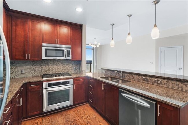 Building Photo - 270 17th St NW