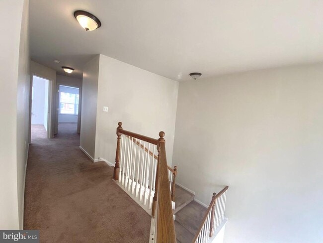 Building Photo - 234 Larkspur Ln