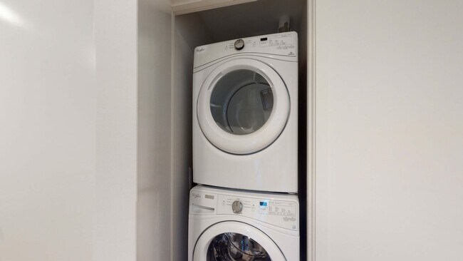 Building Photo - 345 Harrison Ave