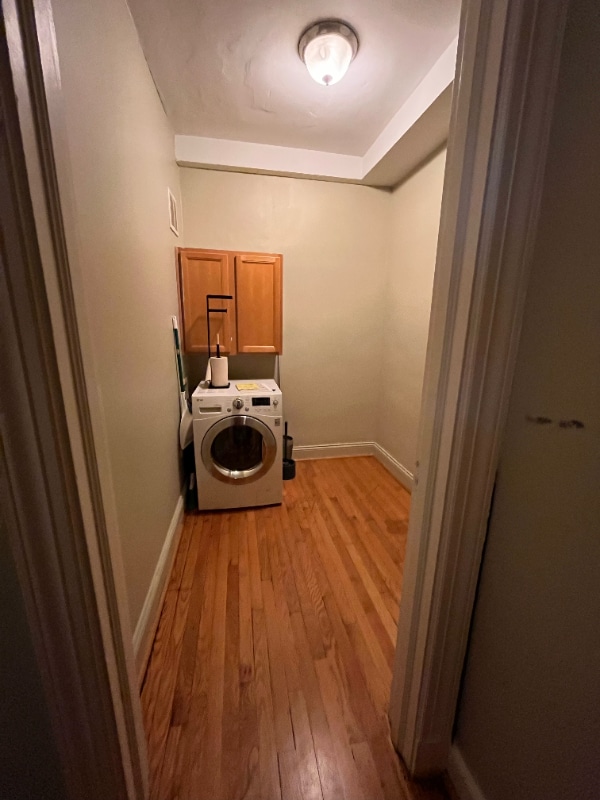 Building Photo - 15 E Kirby St