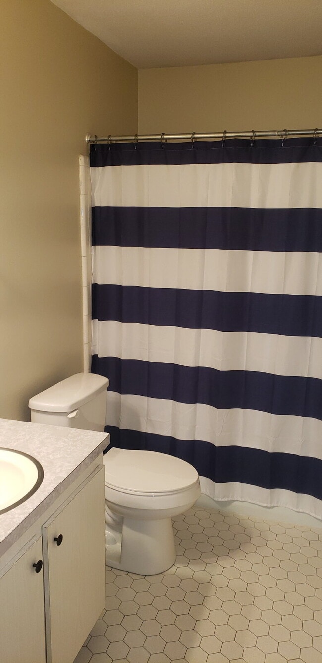Building Photo - 2 BR, 1 BA APARTMENT- SCOTT HILLS (GOLDSBORO, NC) WATER INCLUDED