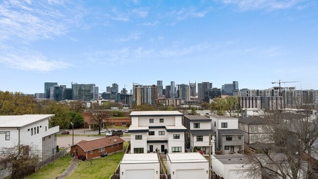 Building Photo - Nashville. Spotless & never been lived in 4BR/4.5BA home + separate office