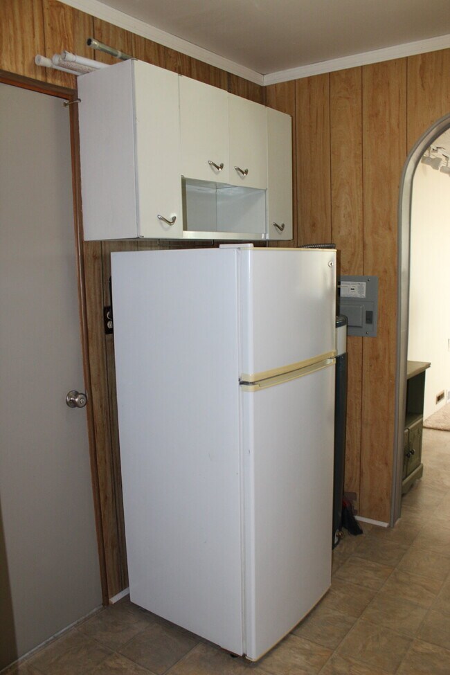Building Photo - "Charming 1-Bedroom Duplex in Golden, CO – Cozy 500 Sq. Ft. Living!"