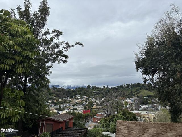 Building Photo - 744 Onarga Ave