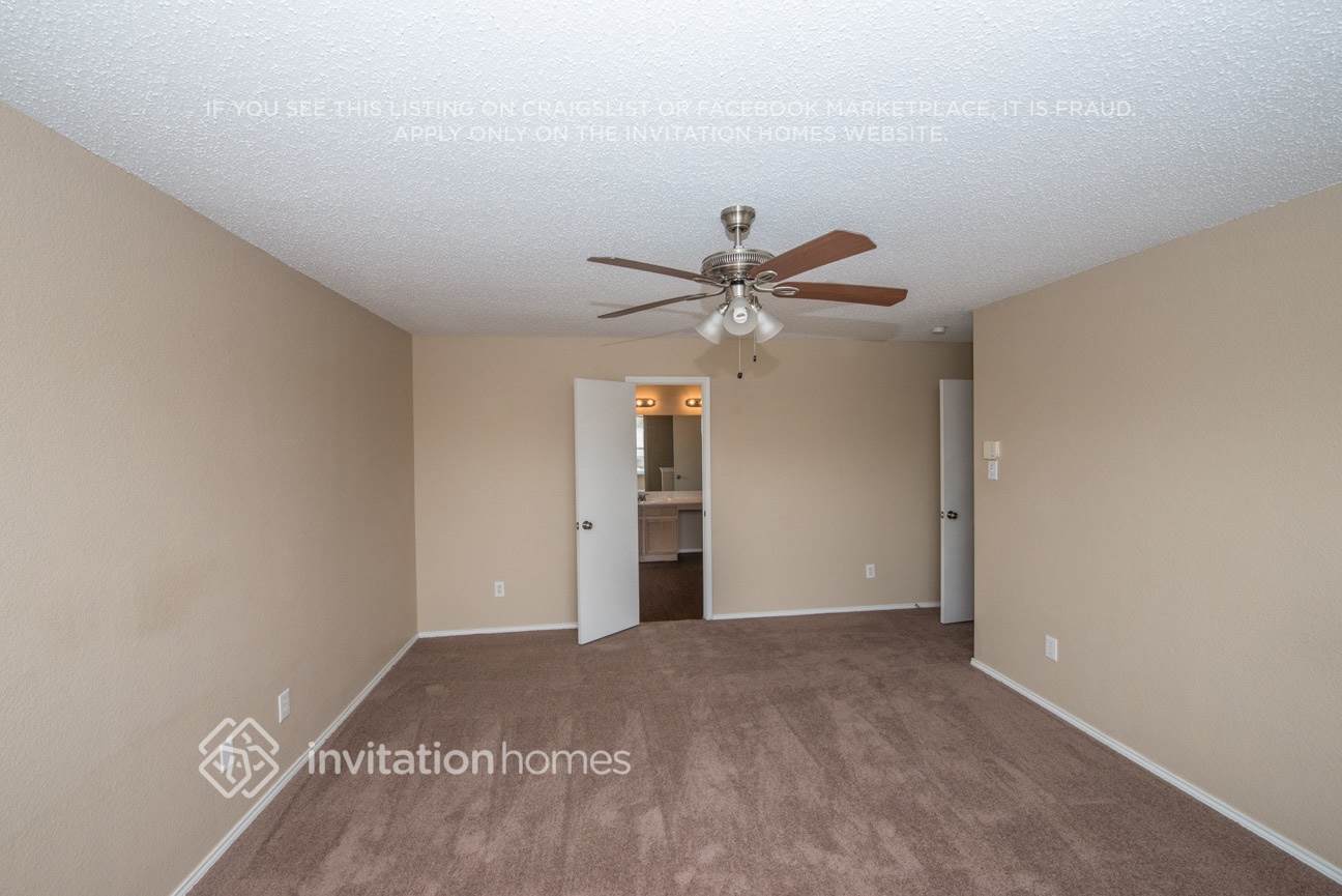 Building Photo - 7712 Regent Dr
