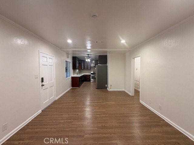 Building Photo - 1153 Justin Ave