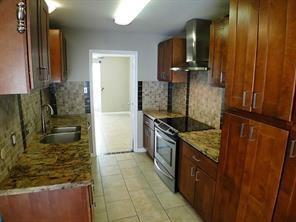 Building Photo - 13070 Trail Hollow Dr