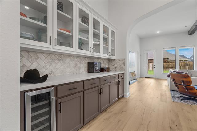 Building Photo - 2817 Amesbury