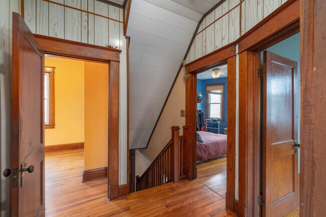 Building Photo - Lauraville 4-Bedroom, 2-Bathroom American Foursquare Home with Beautiful Outdoor Space