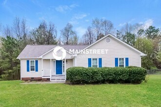 Building Photo - 3 Bedroom Pet-Friendly Home in CLAYTON, NC with Main Street Renewal