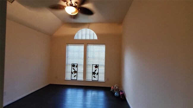 Building Photo - 14043 Fairwood Breeze