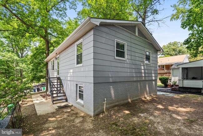 Building Photo - 1606 Opus Ave