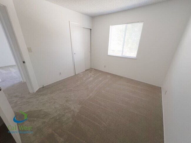 Building Photo - 01760 - % -462 N. 7th Street  #A -C
