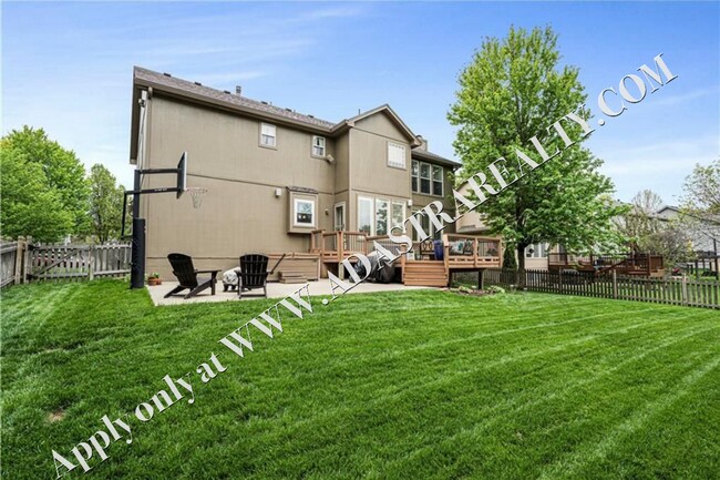 Building Photo - 4904 157th St