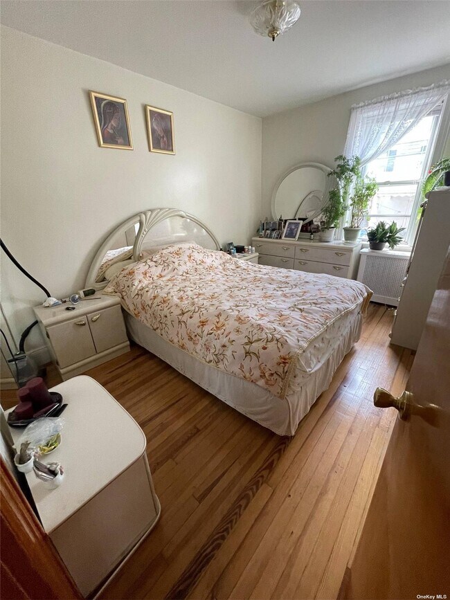 Building Photo - 65-02 Hull Ave