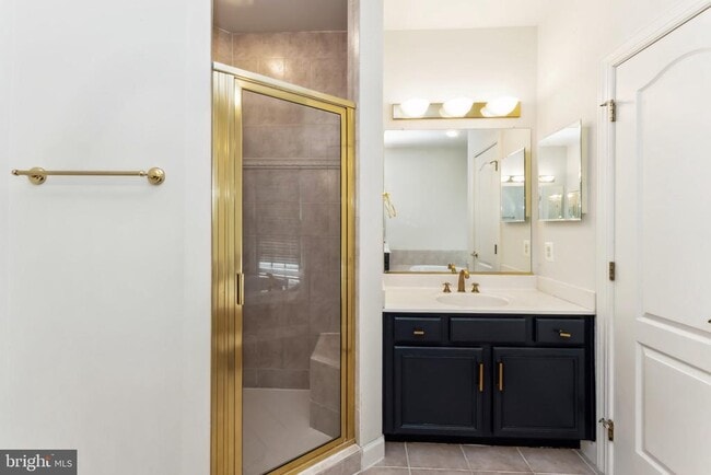 Building Photo - 7489 Carriage Hills Dr
