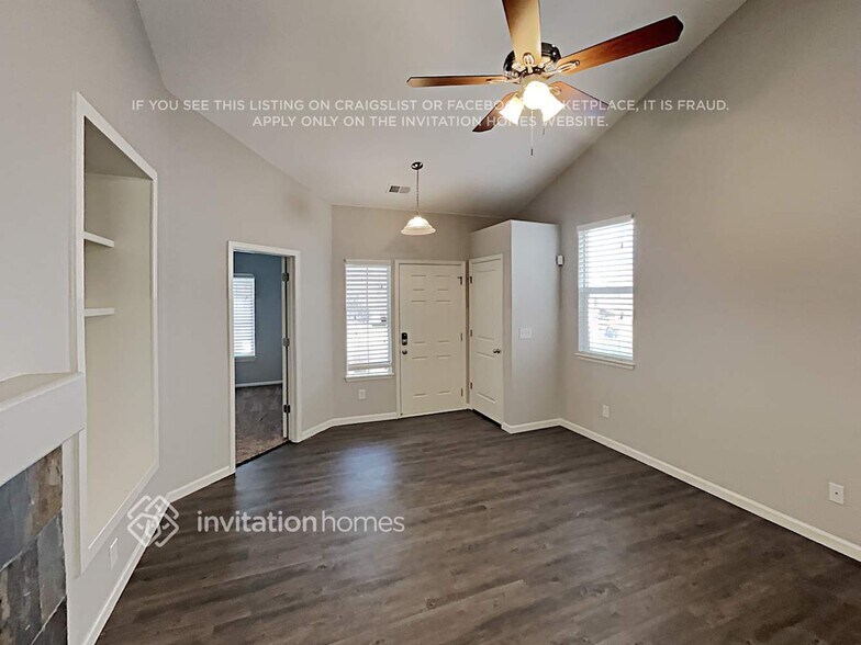 Building Photo - 20166 E Belleview Ln
