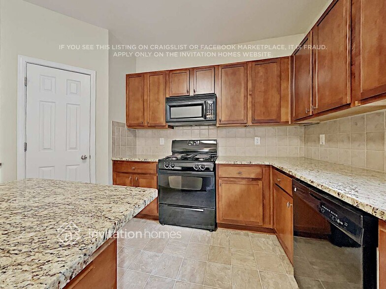 Building Photo - 522 Waterfall Dr