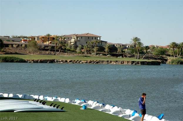 Building Photo - 30 Strada Di Villaggio