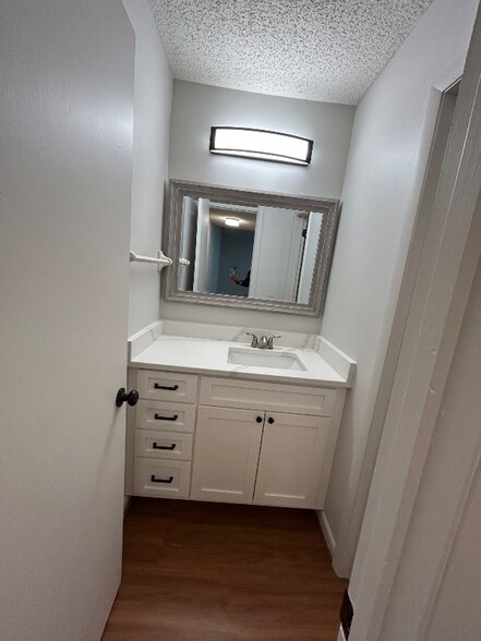 Building Photo - 21 Vaughns Gap Rd