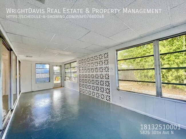 Building Photo - 5825 30th Ave N