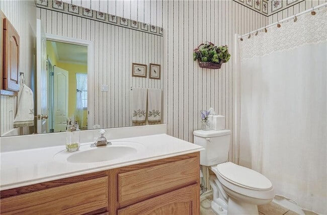 Building Photo - 1711 Fall Creek Dr