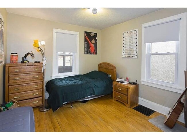 Building Photo - 2230 Cole Ave SE